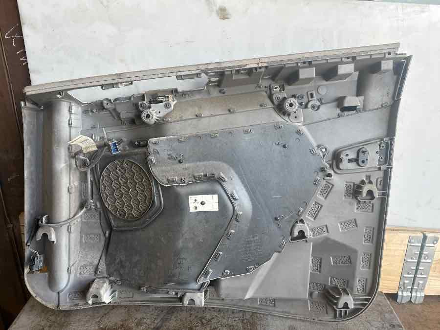 SCANIA DOOR PANEL 2795125 - Cabina e interior para Camión: foto 2 SCANIA DOOR PANEL 2795125 - Cabina e interior para Camión: foto 2