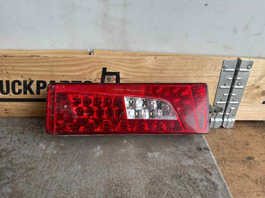 SCANIA REAR LAMP LED 2380955 - Luz/ Iluminación para Camión: foto 1 SCANIA REAR LAMP LED 2380955 - Luz/ Iluminación para Camión: foto 1