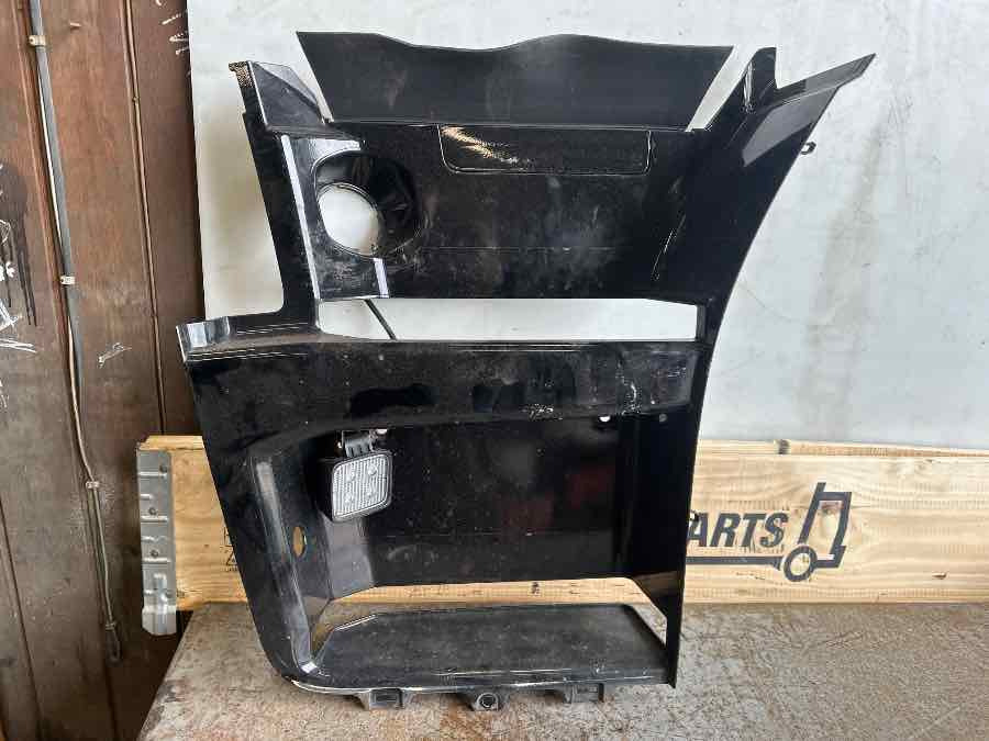 SCANIA STEP PLATE 2559299 - Carrocería y exterior para Camión: foto 1 SCANIA STEP PLATE 2559299 - Carrocería y exterior para Camión: foto 1