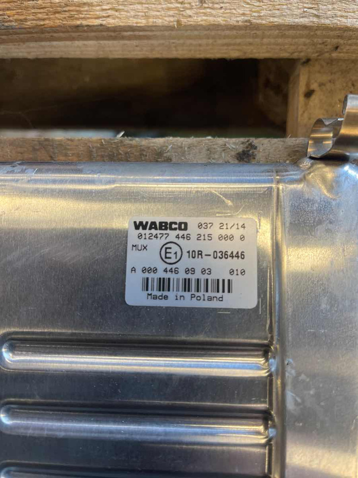 SETRA / MERCEDES ECU ECTS A0004460903 - Unidad de control para Autobús: foto 2 SETRA / MERCEDES ECU ECTS A0004460903 - Unidad de control para Autobús: foto 2