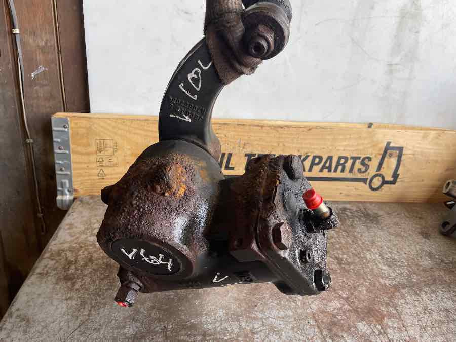 VOLVO STEERING GEAR 20901108 - Dirección para Camión: foto 1 VOLVO STEERING GEAR 20901108 - Dirección para Camión: foto 1