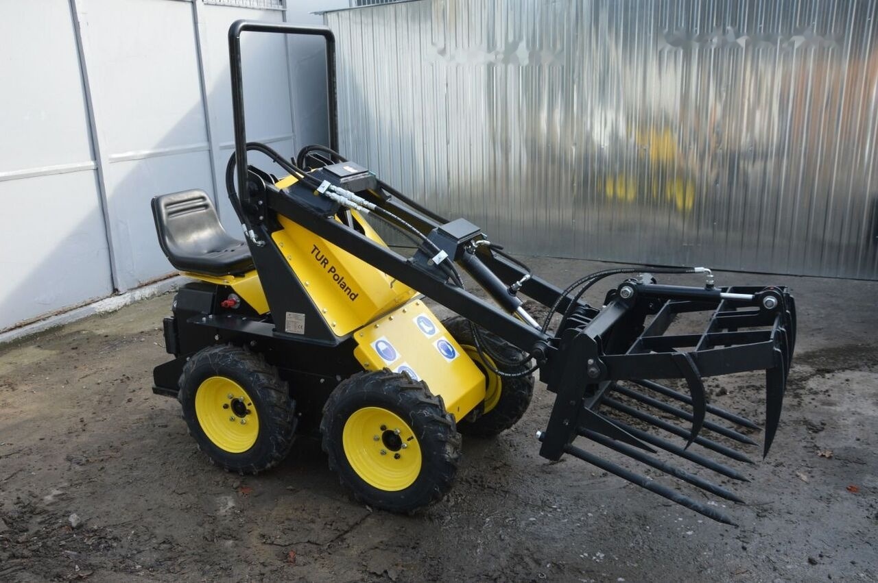 Minicargadora nuevo Tur Poland Mini Loader TUR N 520 Mini Hoflader Kompaktlader Briggs&Stratton: foto 17