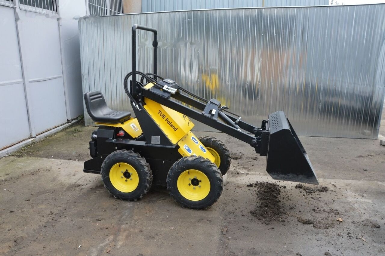 Minicargadora nuevo Tur Poland Mini Loader TUR N 520 Mini Hoflader Kompaktlader Briggs&Stratton: foto 15