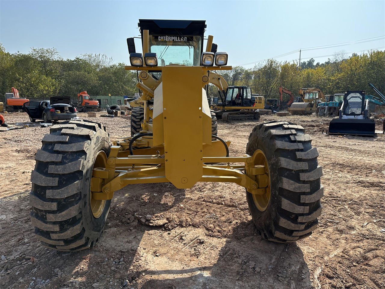 CATERPILLAR 140H - Grader: foto 2 CATERPILLAR 140H - Grader: foto 2