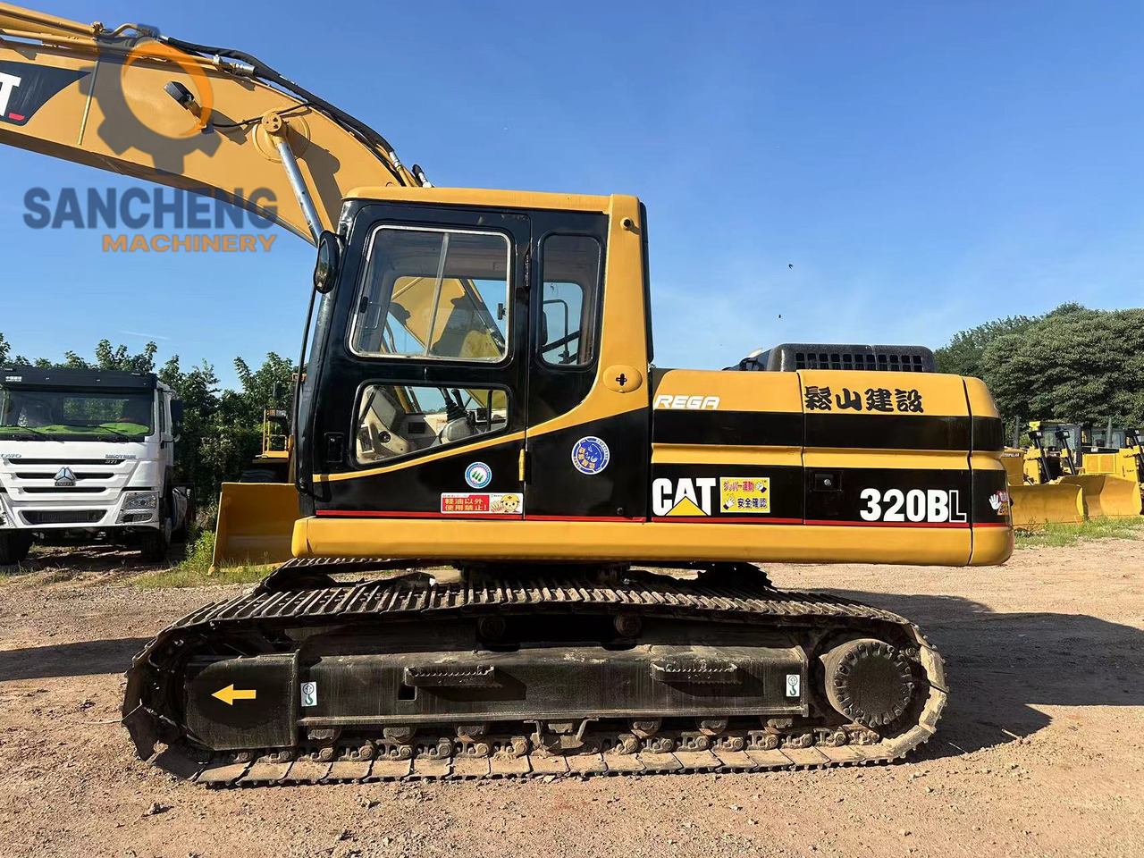 CATERPILLAR 320BL - Excavadora de cadenas: foto 3 CATERPILLAR 320BL - Excavadora de cadenas: foto 3