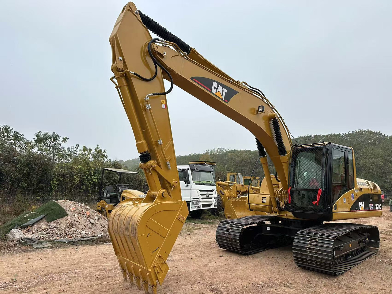 Excavadora de cadenas CATERPILLAR 320C: foto 8