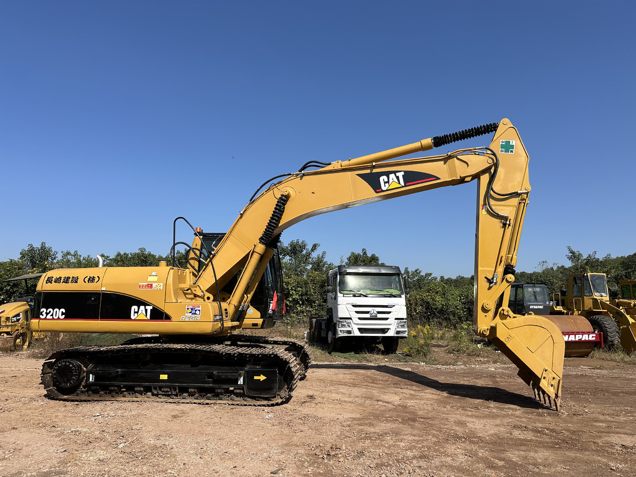 CATERPILLAR 320CL - Excavadora de cadenas: foto 1 CATERPILLAR 320CL - Excavadora de cadenas: foto 1