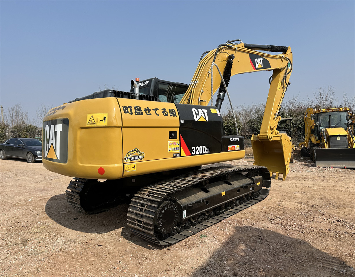 CATERPILLAR 320D2L - Excavadora de cadenas: foto 5 CATERPILLAR 320D2L - Excavadora de cadenas: foto 5