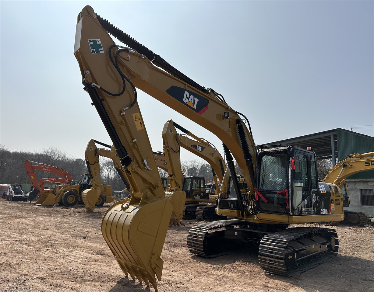 CATERPILLAR 320D2L - Excavadora de cadenas: foto 5 CATERPILLAR 320D2L - Excavadora de cadenas: foto 5
