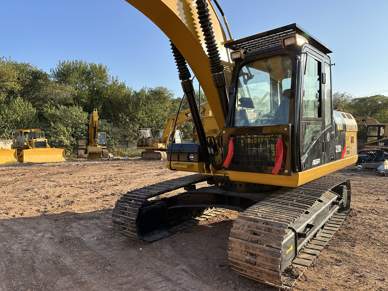 CATERPILLAR 320DL - Excavadora de cadenas: foto 5 CATERPILLAR 320DL - Excavadora de cadenas: foto 5