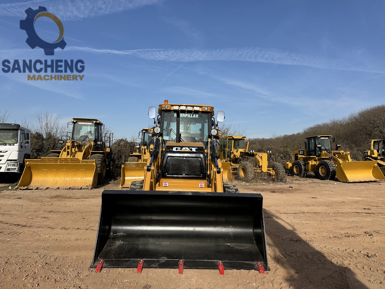 CATERPILLAR 420F2 - Retroexcavadora: foto 5 CATERPILLAR 420F2 - Retroexcavadora: foto 5