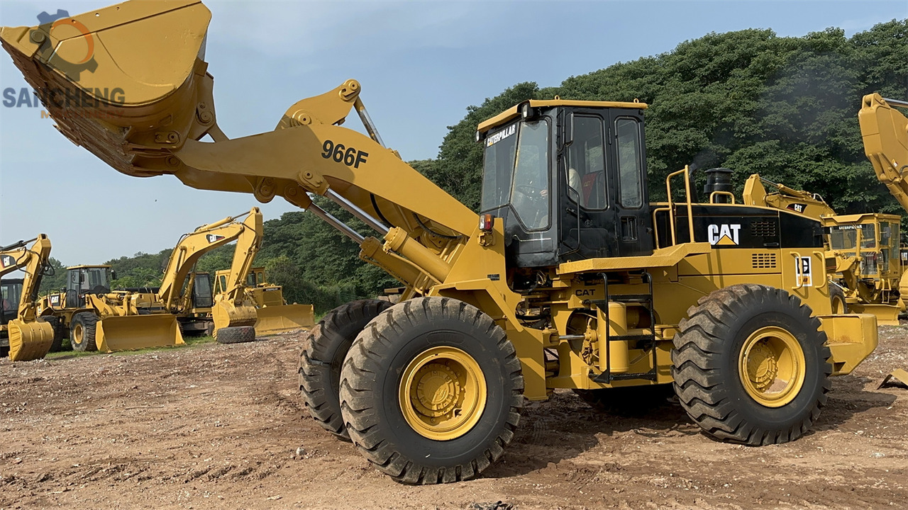 CATERPILLAR 966F - Cargadora de ruedas: foto 2 CATERPILLAR 966F - Cargadora de ruedas: foto 2
