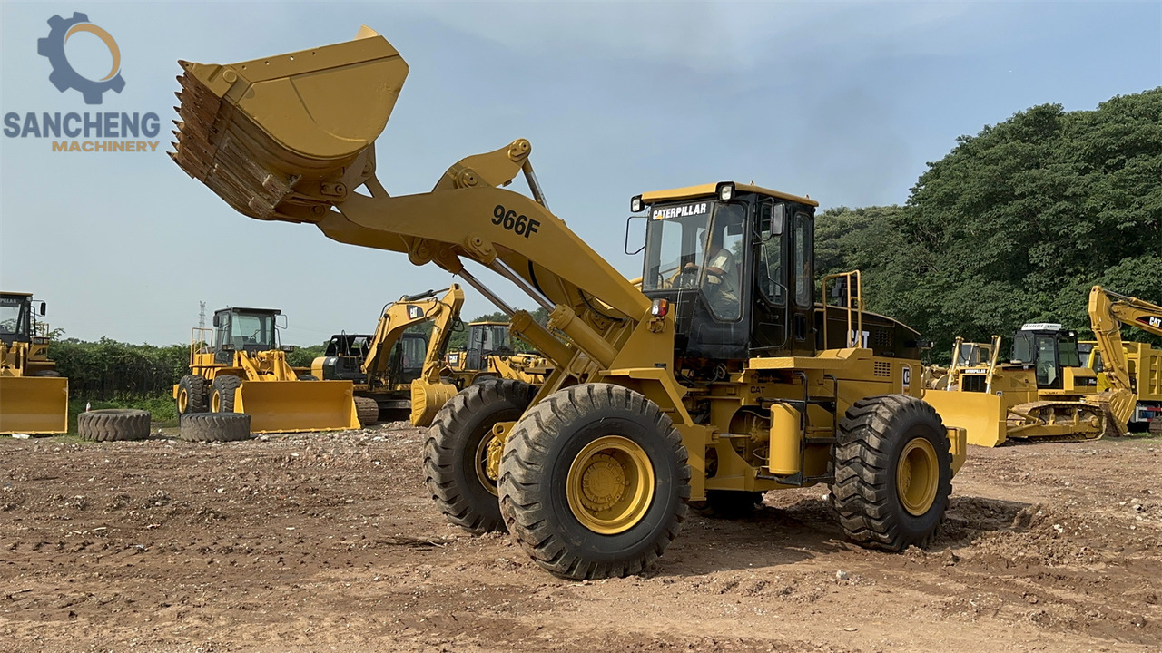 CATERPILLAR 966F - Cargadora de ruedas: foto 4 CATERPILLAR 966F - Cargadora de ruedas: foto 4