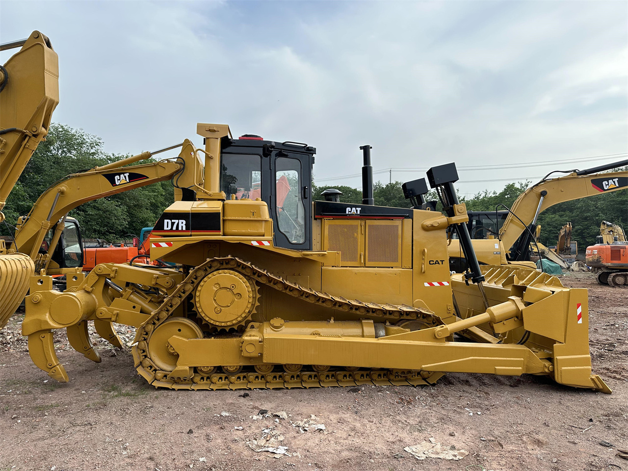 CATERPILLAR D7R - Bulldozer: foto 4 CATERPILLAR D7R - Bulldozer: foto 4