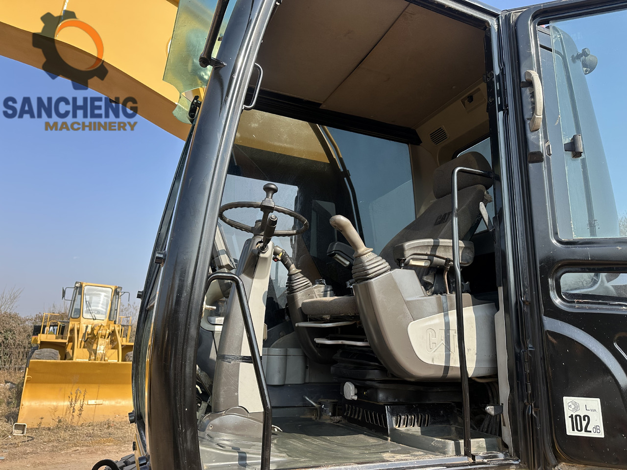Excavadora de ruedas CATERPILLAR M320D2: foto 11