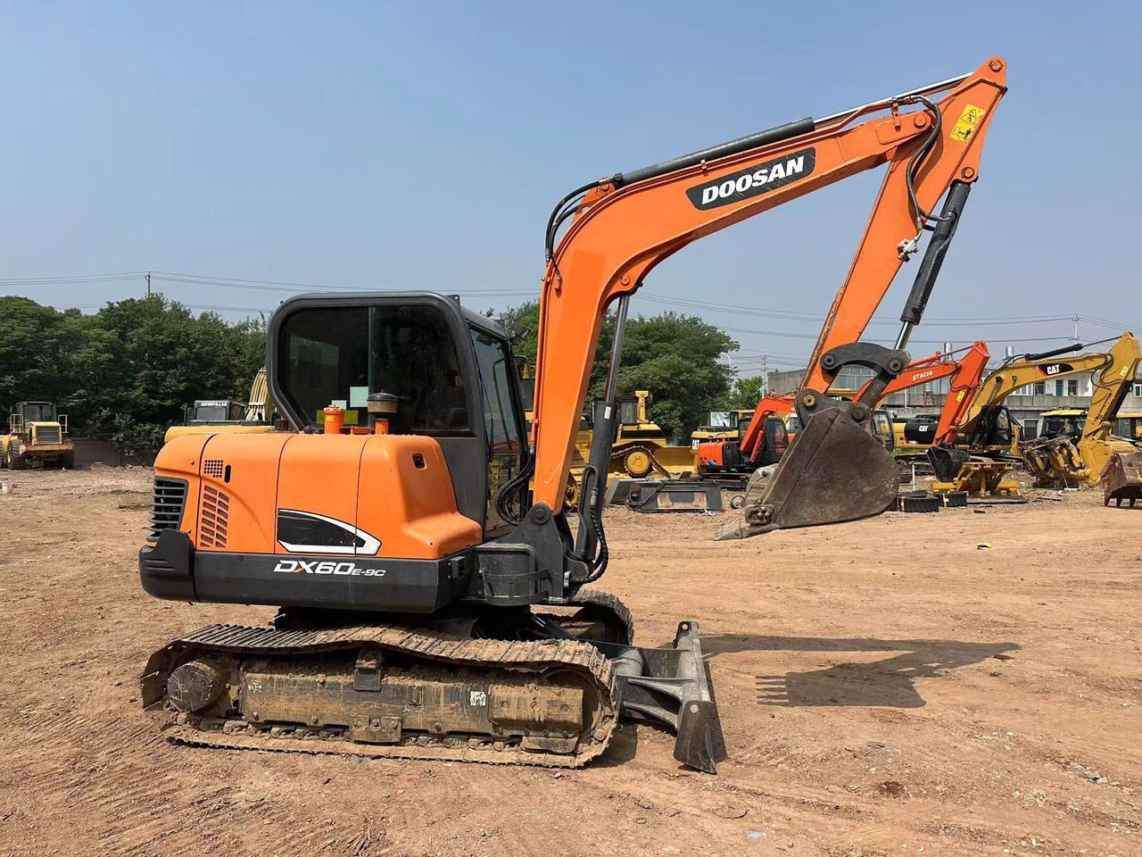DOOSAN DX60 - Miniexcavadora: foto 4 DOOSAN DX60 - Miniexcavadora: foto 4