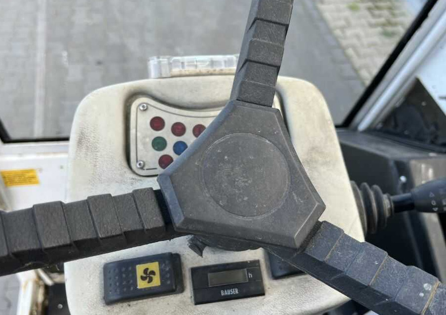 B-P Battioni e Pagani HT5KU - Carretilla de carga lateral: foto 1 B-P Battioni e Pagani HT5KU - Carretilla de carga lateral: foto 1