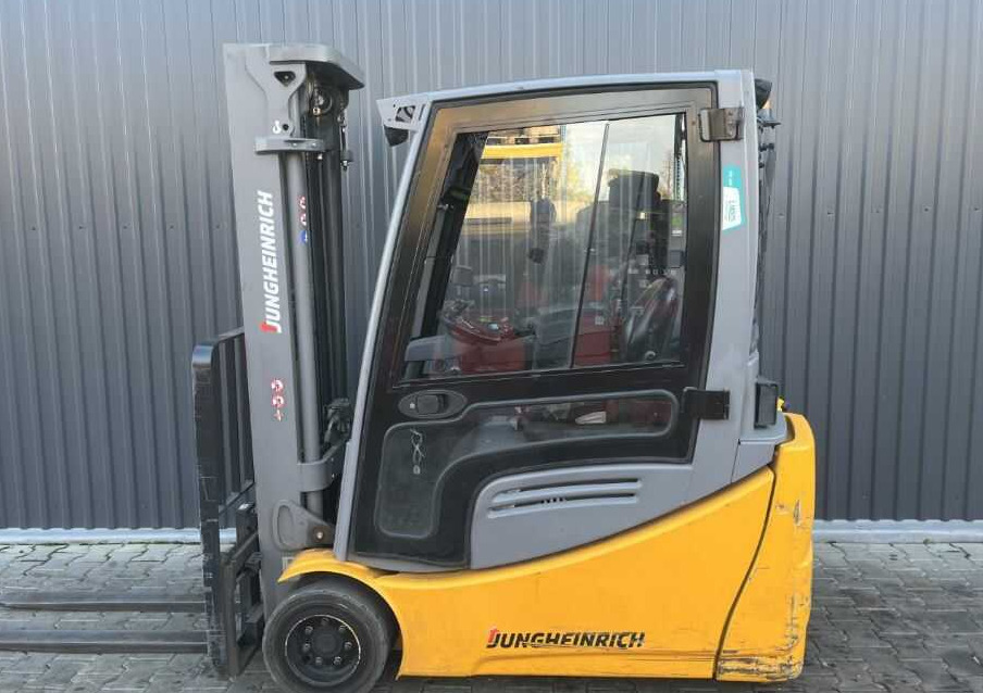 Jungheinrich EFG220 - Carretilla elevadora eléctrica: foto 2 Jungheinrich EFG220 - Carretilla elevadora eléctrica: foto 2