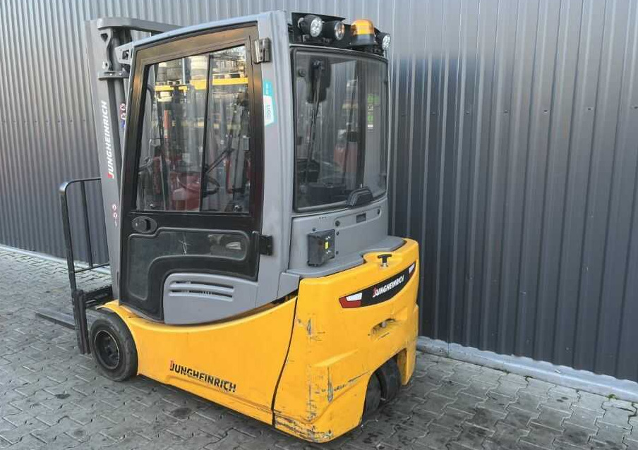 Jungheinrich EFG220 - Carretilla elevadora eléctrica: foto 3 Jungheinrich EFG220 - Carretilla elevadora eléctrica: foto 3