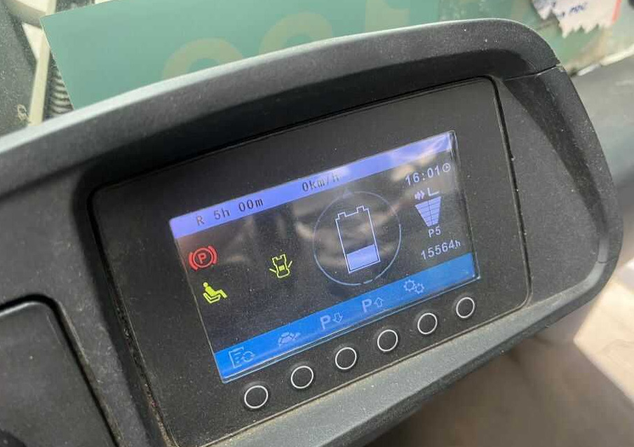 Jungheinrich EFG220 - Carretilla elevadora eléctrica: foto 5 Jungheinrich EFG220 - Carretilla elevadora eléctrica: foto 5