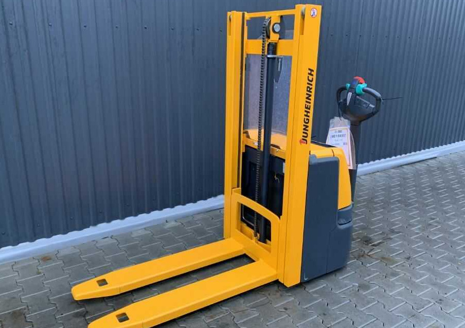 Jungheinrich EJC110 - Apilador: foto 1 Jungheinrich EJC110 - Apilador: foto 1