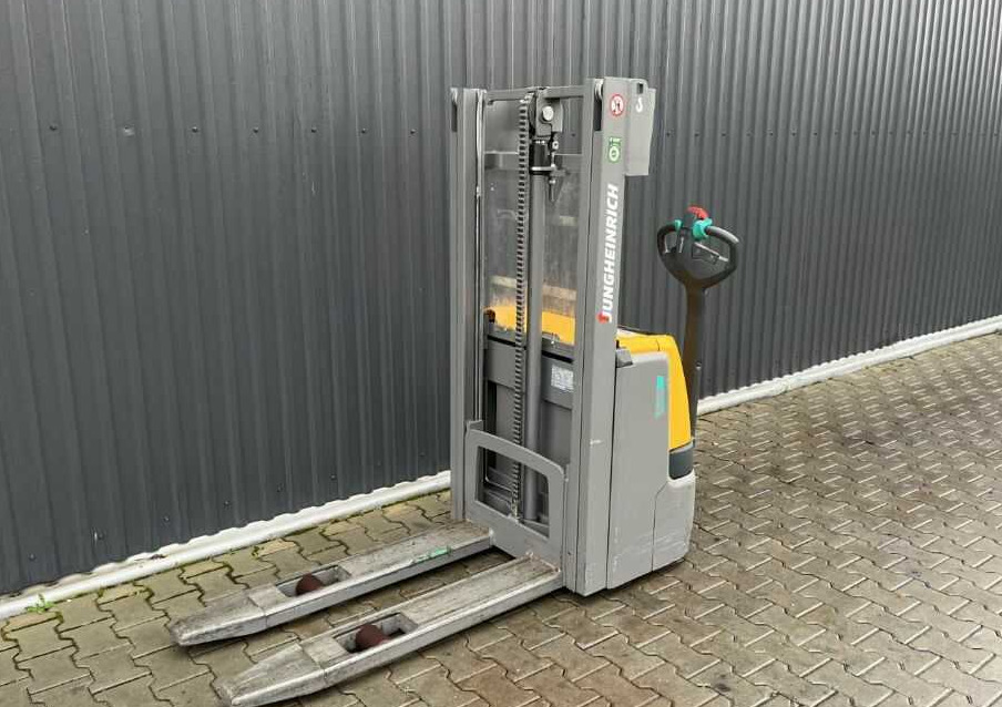 Jungheinrich EJC112 - Apilador: foto 1 Jungheinrich EJC112 - Apilador: foto 1