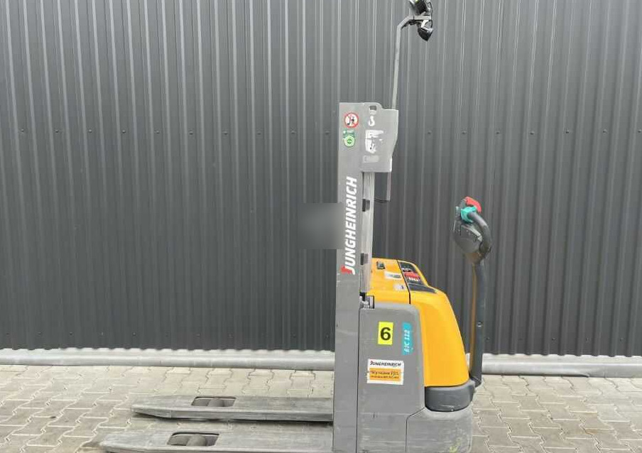 Jungheinrich EJC112 - Apilador: foto 2 Jungheinrich EJC112 - Apilador: foto 2