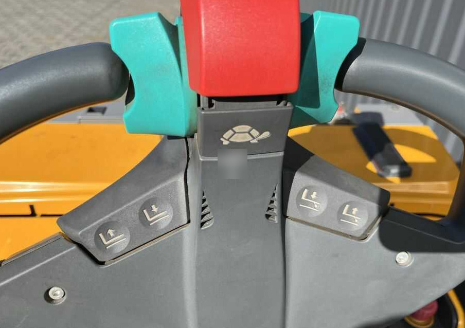 Leasing para  Jungheinrich EJC20 Jungheinrich EJC20: foto 8