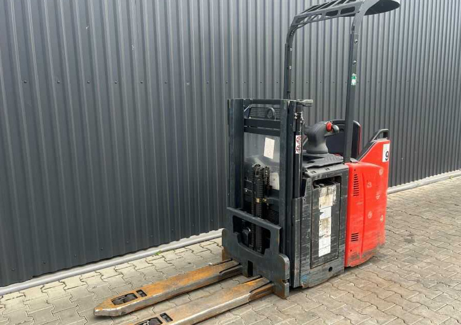 Linde D12HPSP - Apilador: foto 1 Linde D12HPSP - Apilador: foto 1