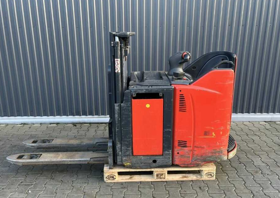 Linde D12SP - Apilador: foto 2 Linde D12SP - Apilador: foto 2