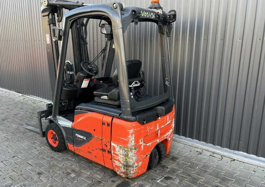 Linde E15-02 - Carretilla elevadora eléctrica: foto 3 Linde E15-02 - Carretilla elevadora eléctrica: foto 3