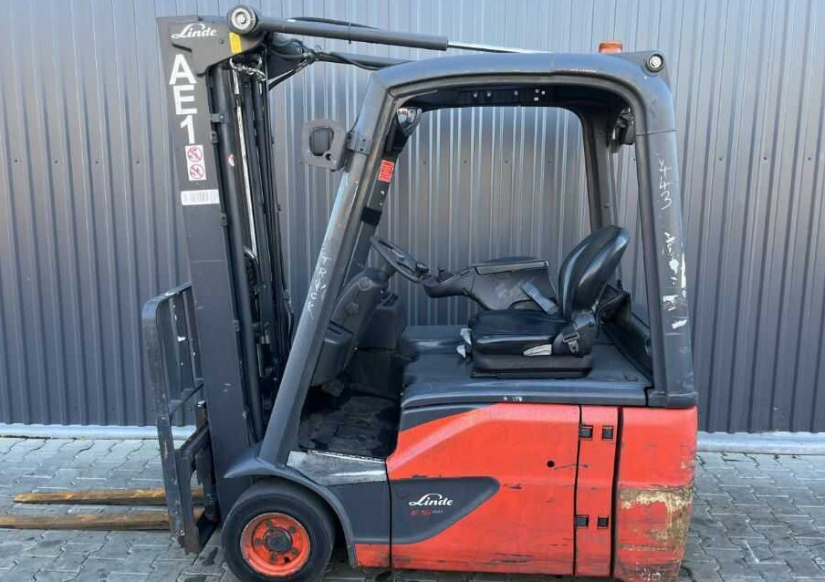 Linde E16-02 - Carretilla elevadora eléctrica: foto 2 Linde E16-02 - Carretilla elevadora eléctrica: foto 2