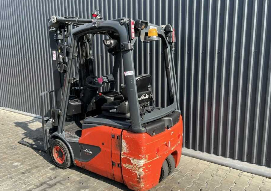 Linde E16C-02 - Carretilla elevadora eléctrica: foto 3 Linde E16C-02 - Carretilla elevadora eléctrica: foto 3