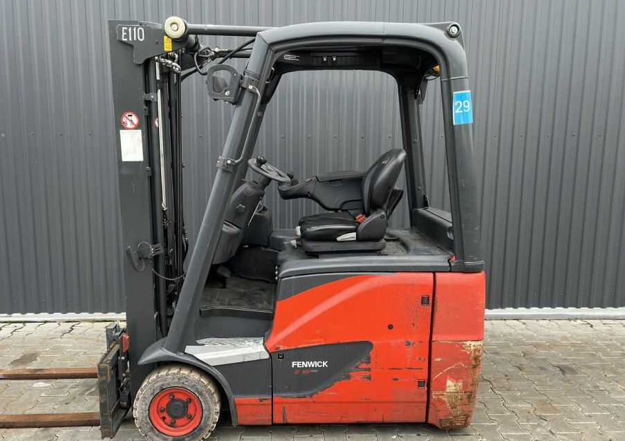 Linde E16H-02 - Carretilla elevadora eléctrica: foto 4 Linde E16H-02 - Carretilla elevadora eléctrica: foto 4