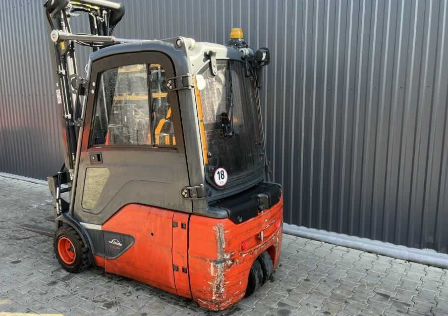 Linde E20L-02 - Carretilla elevadora eléctrica: foto 3 Linde E20L-02 - Carretilla elevadora eléctrica: foto 3