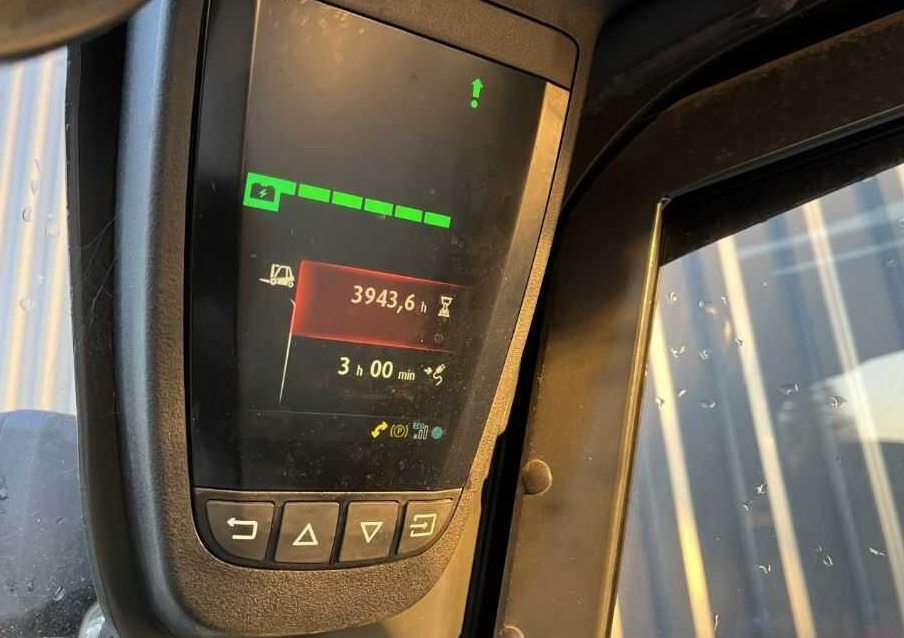 Linde E20PH-02 - Carretilla elevadora eléctrica: foto 5 Linde E20PH-02 - Carretilla elevadora eléctrica: foto 5