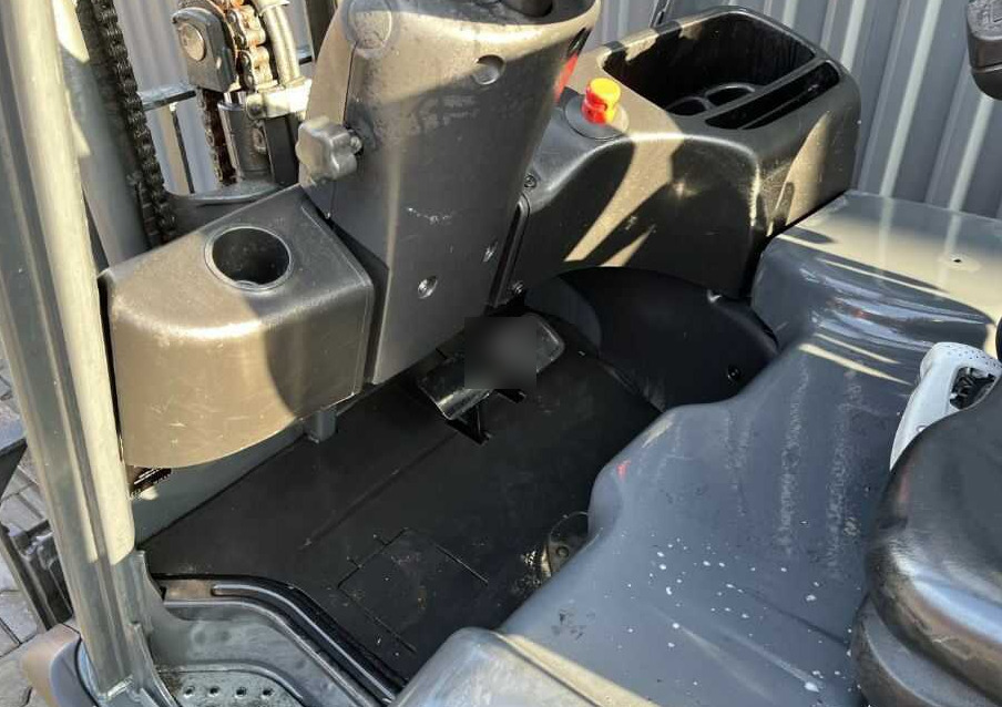 Leasing para Linde E20PH-02 Linde E20PH-02: foto 10 Leasing para Linde E20PH-02 Linde E20PH-02: foto 10