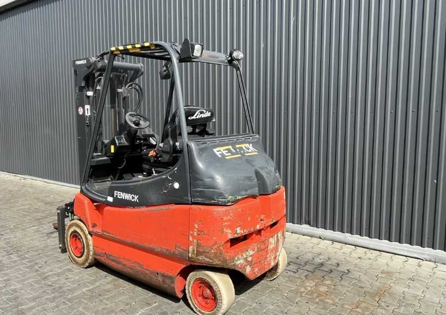 Linde E25 - Carretilla elevadora eléctrica: foto 3 Linde E25 - Carretilla elevadora eléctrica: foto 3