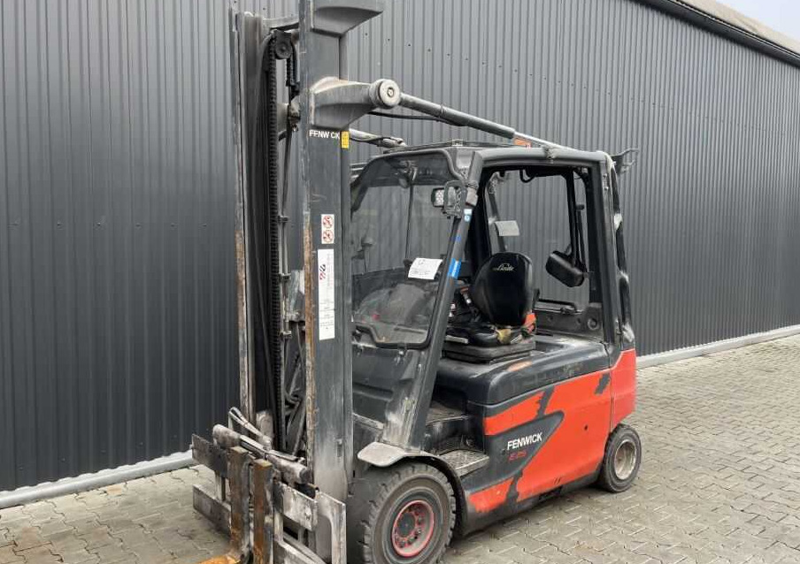 Linde E25L-01 - Carretilla elevadora eléctrica: foto 1 Linde E25L-01 - Carretilla elevadora eléctrica: foto 1