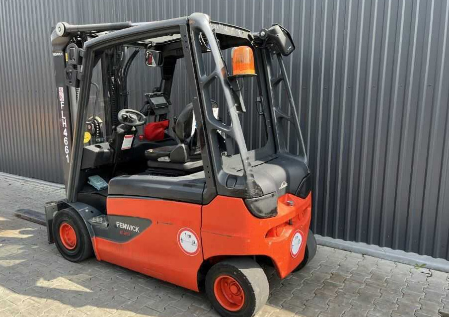Linde E25L-02 - Carretilla elevadora eléctrica: foto 3 Linde E25L-02 - Carretilla elevadora eléctrica: foto 3