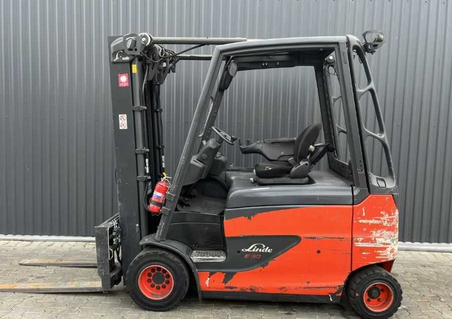 Linde E30H-01/600 - Carretilla elevadora eléctrica: foto 2 Linde E30H-01/600 - Carretilla elevadora eléctrica: foto 2