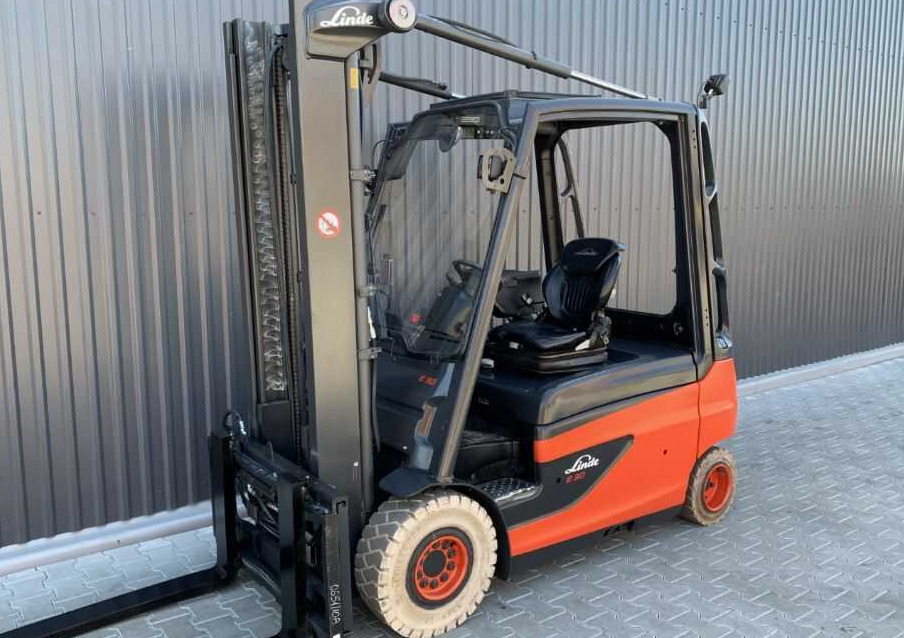 Linde E30L-01 - Carretilla elevadora eléctrica: foto 2 Linde E30L-01 - Carretilla elevadora eléctrica: foto 2
