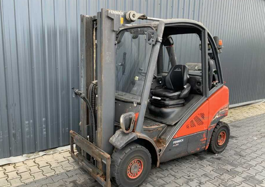 Linde H25T-02 - Carretilla elevadora de gas: foto 1 Linde H25T-02 - Carretilla elevadora de gas: foto 1