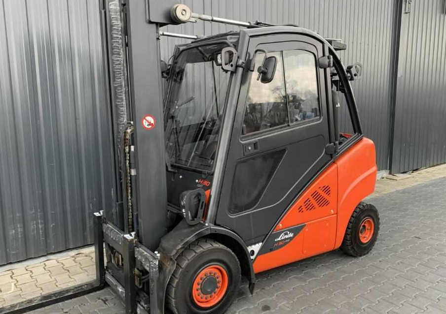 Linde H30T-02 - Carretilla elevadora de gas: foto 1 Linde H30T-02 - Carretilla elevadora de gas: foto 1