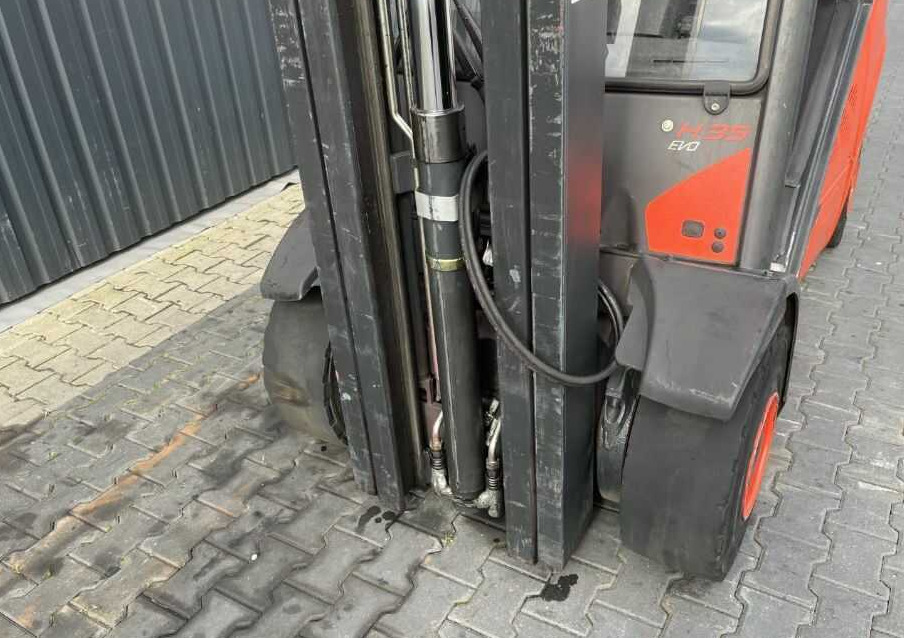 Linde H35T-02 - Carretilla elevadora de gas: foto 5 Linde H35T-02 - Carretilla elevadora de gas: foto 5