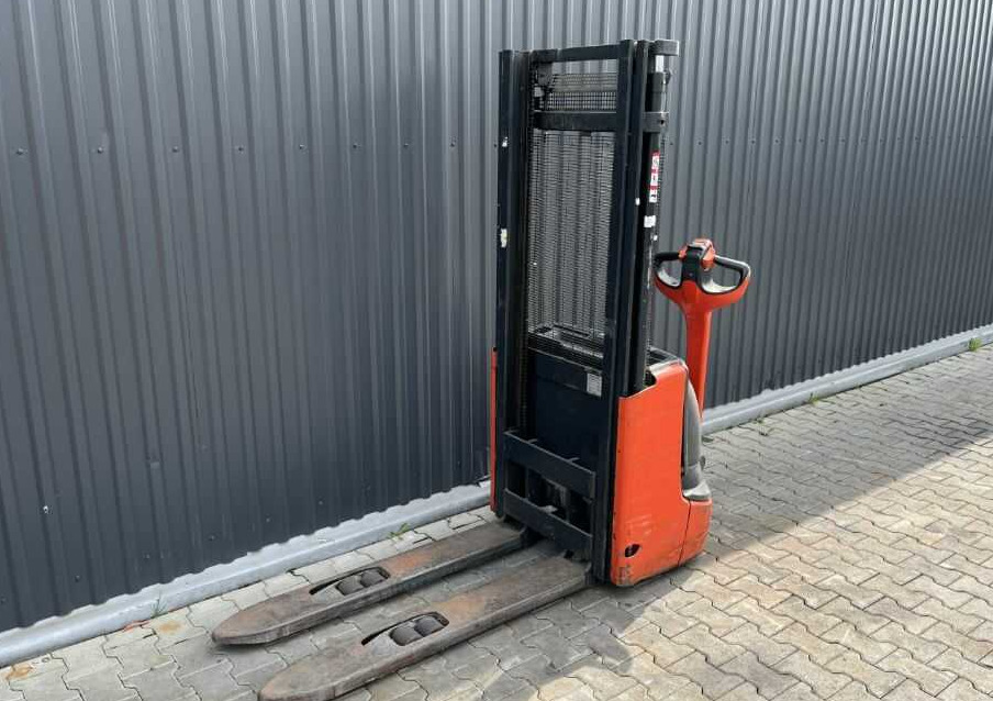 Linde L12 - Apilador: foto 1 Linde L12 - Apilador: foto 1