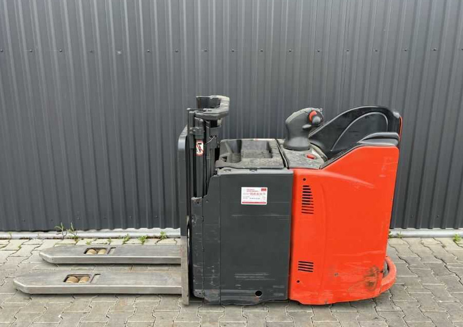 Linde L12SP - Apilador: foto 2 Linde L12SP - Apilador: foto 2