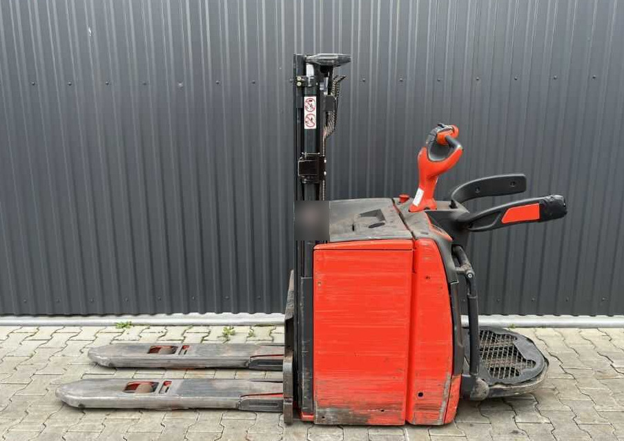 Linde L14AP - Apilador: foto 2 Linde L14AP - Apilador: foto 2