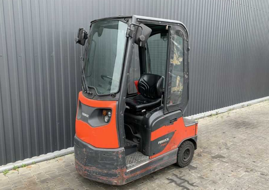 Linde P60 - Remolcadora: foto 1 Linde P60 - Remolcadora: foto 1