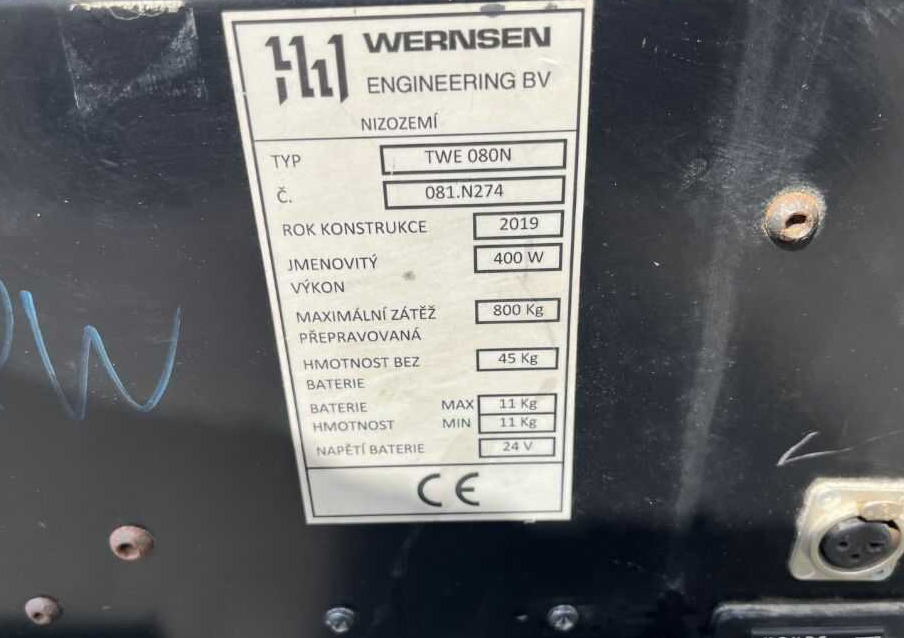 Linde TWE080N - Remolcadora: foto 4 Linde TWE080N - Remolcadora: foto 4